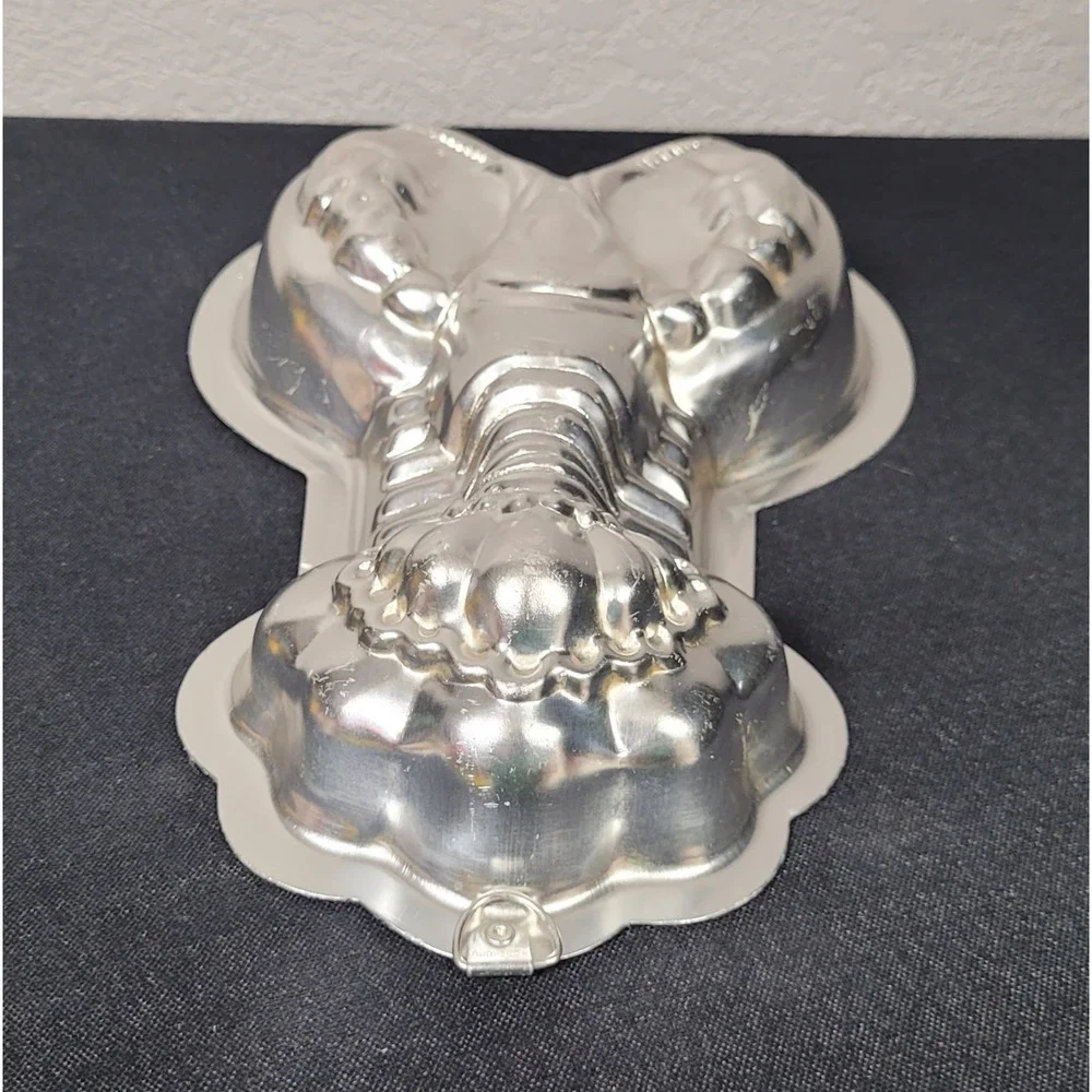 Vintage 1960s Nevco Aluminum Lobster Jello Mold Pan Wall Decor Hong Kong MCM